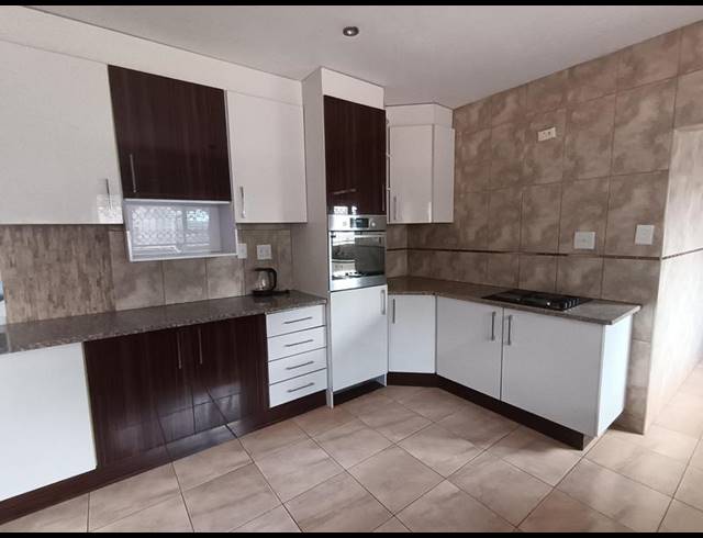 3 BEDROOM PROPERTY TO RENT IN DAWNVIEW